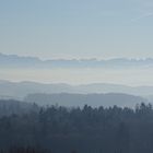 Nebelfelder und Bergspitzen