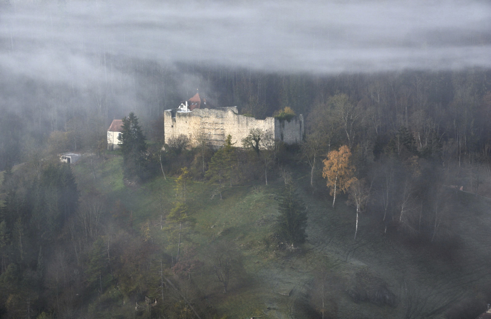 Nebelgeister über der schwäbischen Alb