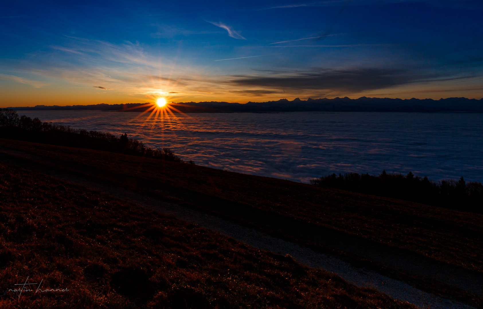 Nebelmeer im Morgenglanz