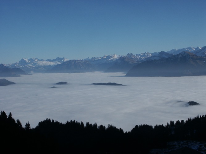 Nebelmeer vom Pilatus bei Luzern