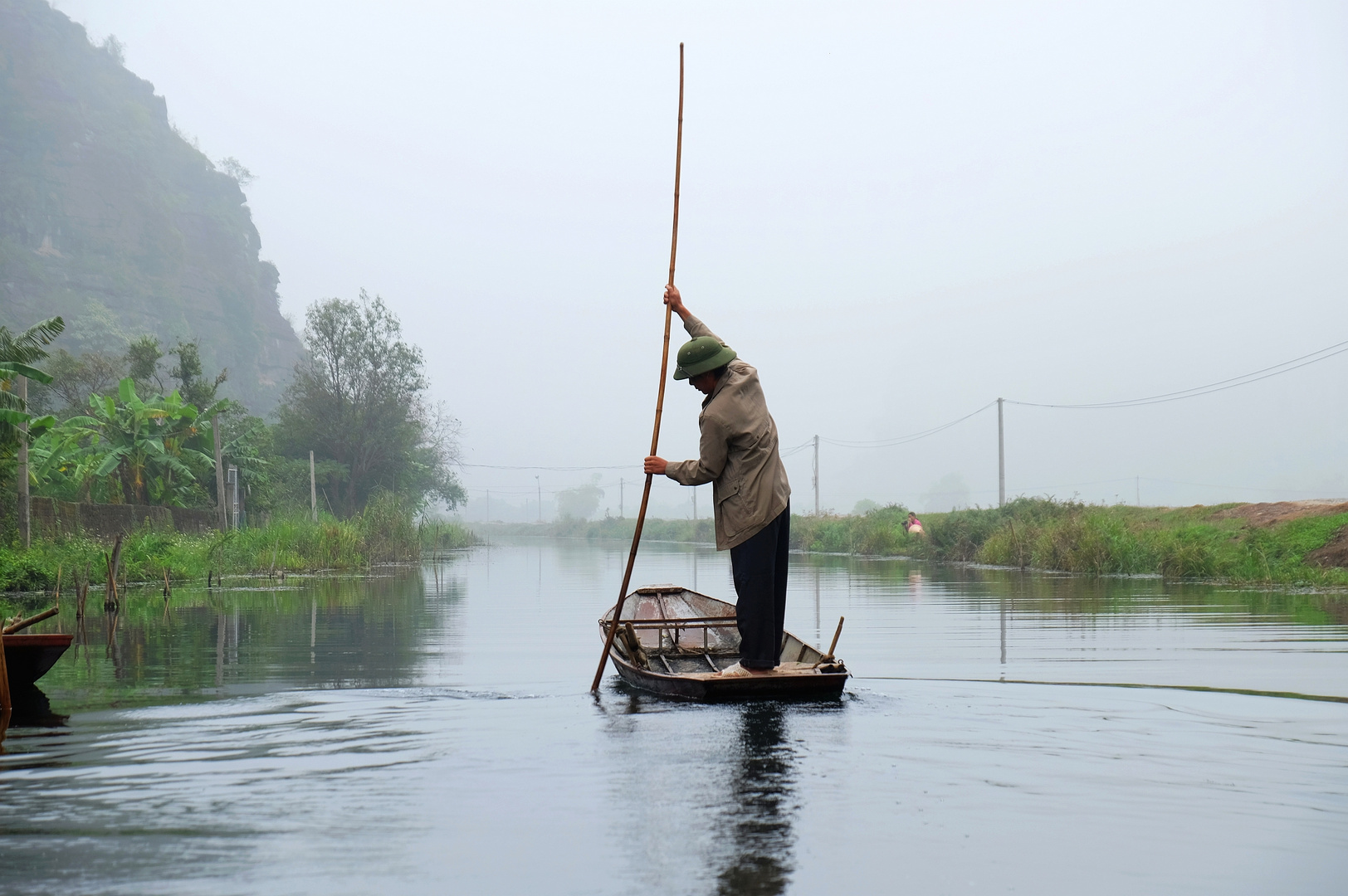 Nebelmorgen auf dem Fluss