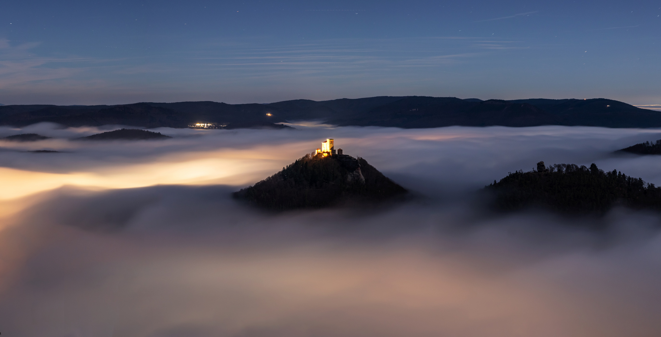 Nebelnacht am Rehbergturm..