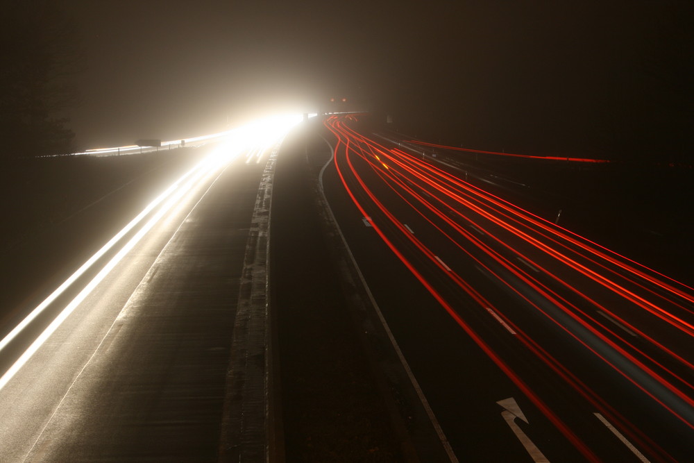 Nebelnacht auf der A40