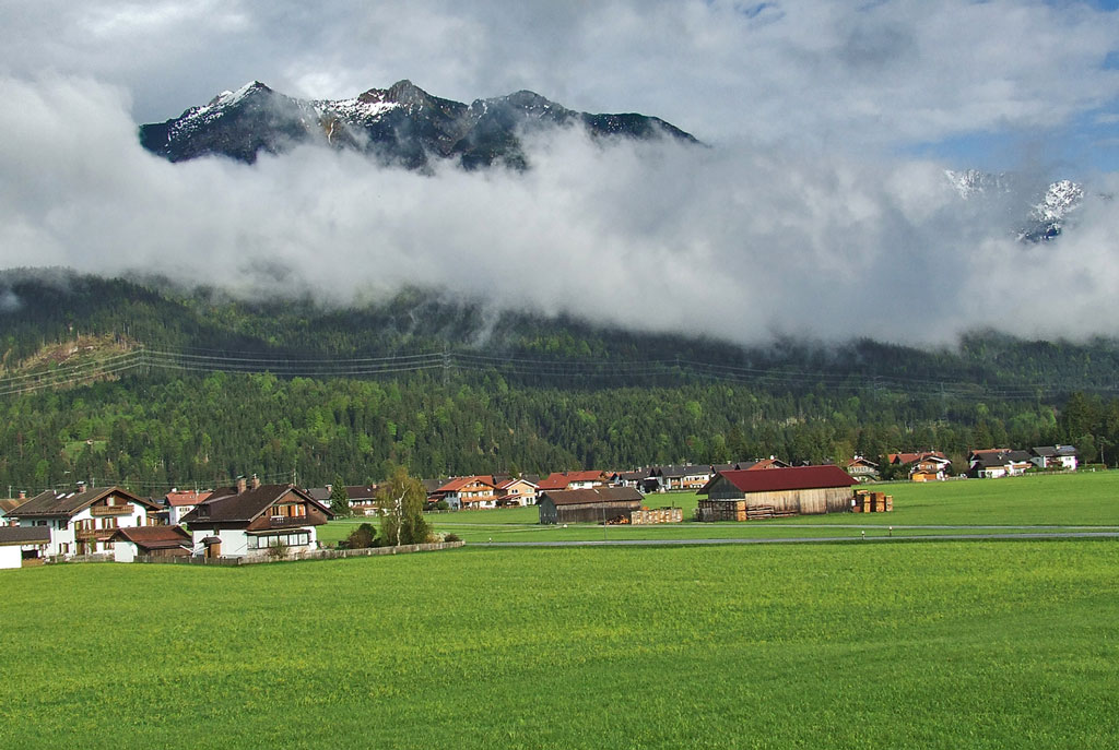 Nebelschwaden über Krün