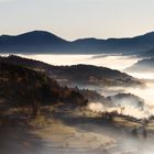 Nebelschwaden und Herbstlandschaften