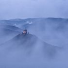 Nebelstimmung am Trifels bei Annweiler