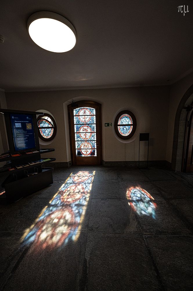 Nebentür im Regensburger Dom