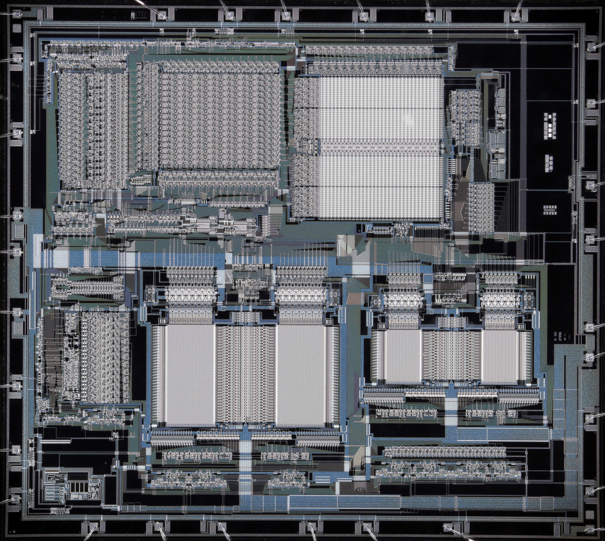 NEC D77P25D 16Bit DSP mit EPROM