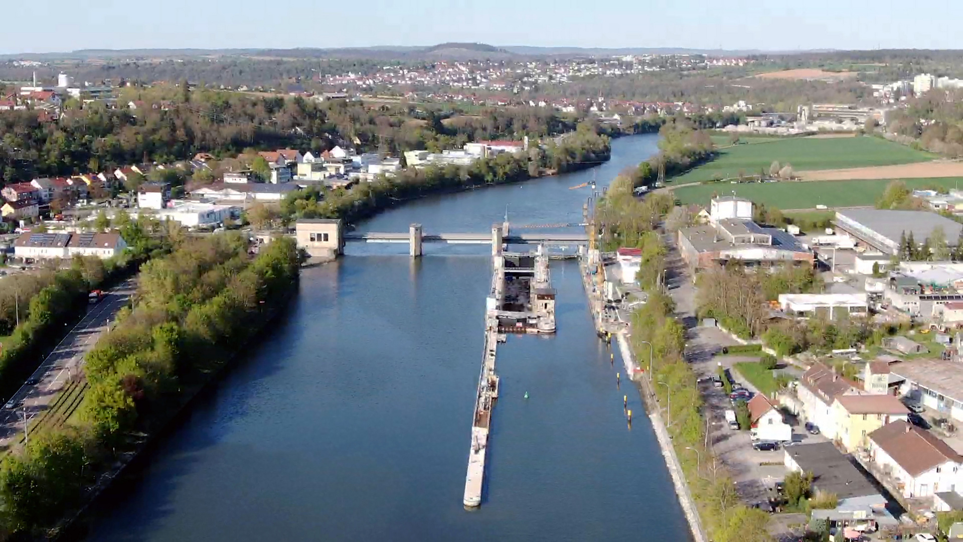 Neckarschleuse bei Aldingen