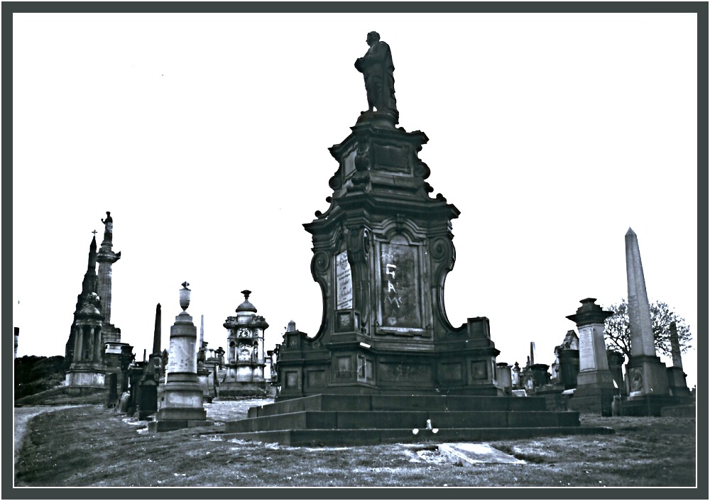 Necropolis (XVI)