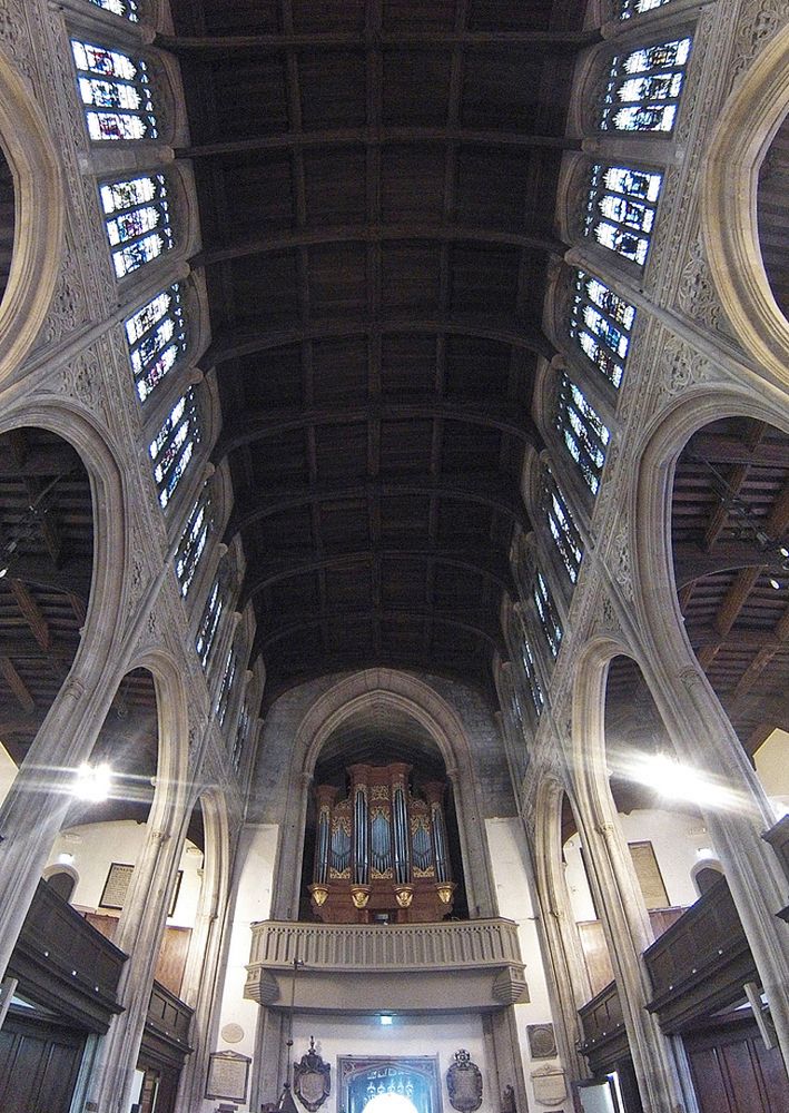 Nef et orgue de l’Eglise Sainte-Marie la Grande  --  Cambridge 