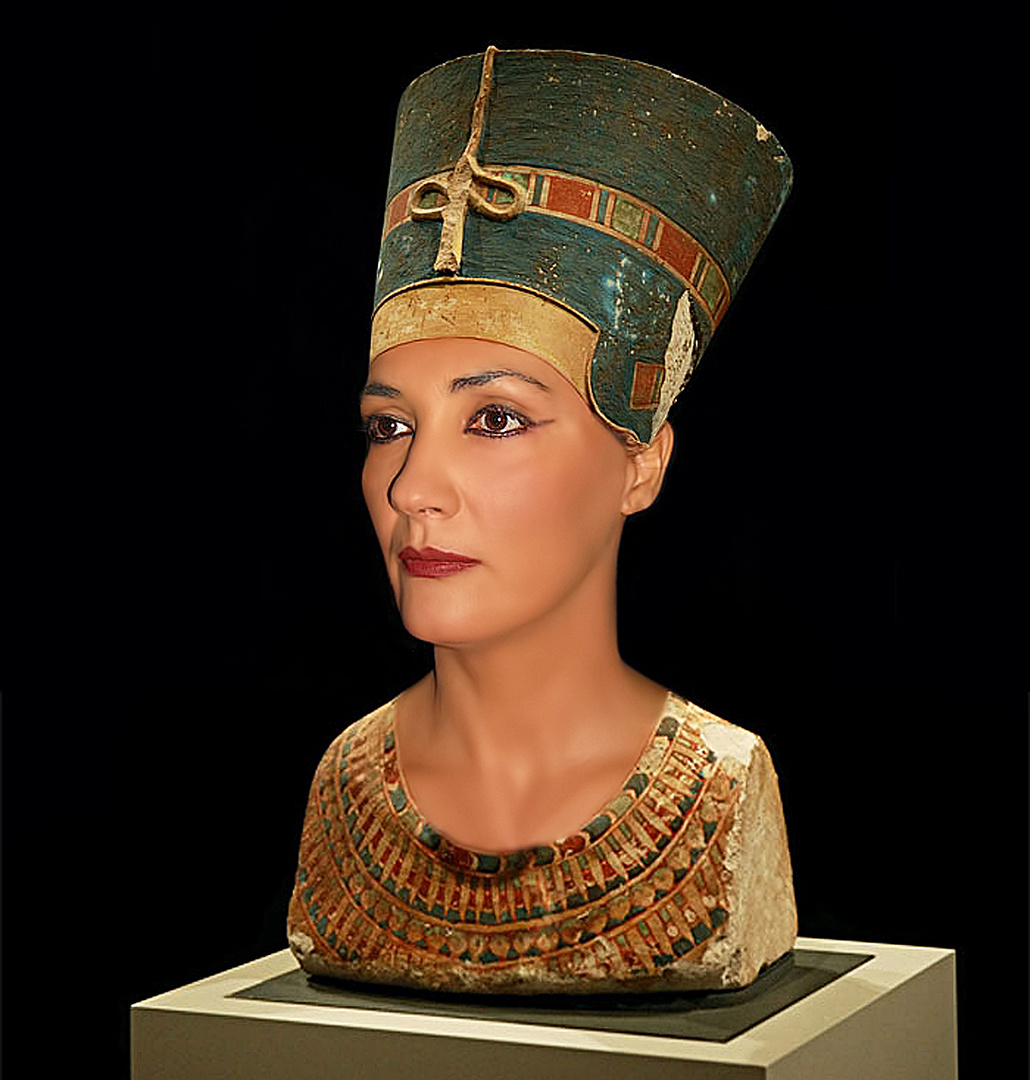 Nefertiti by © Saro Di Bartolo 