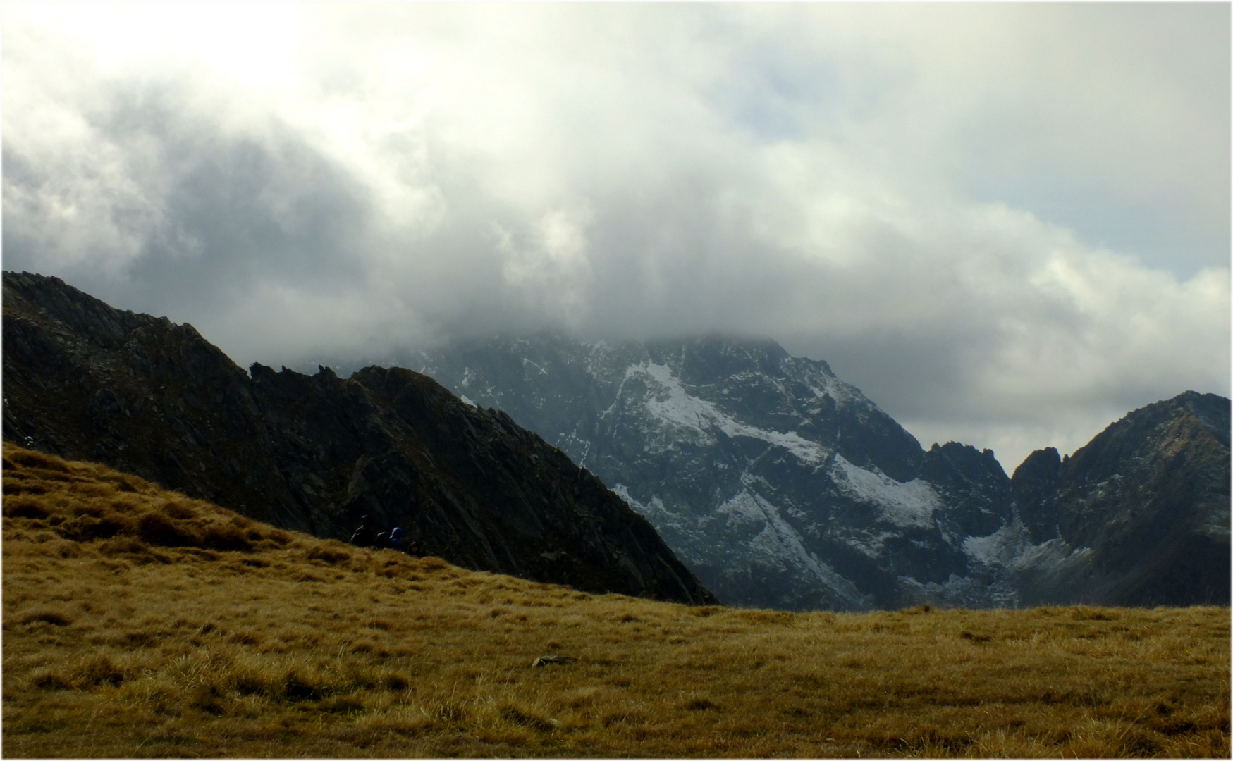 Negoiu Peak