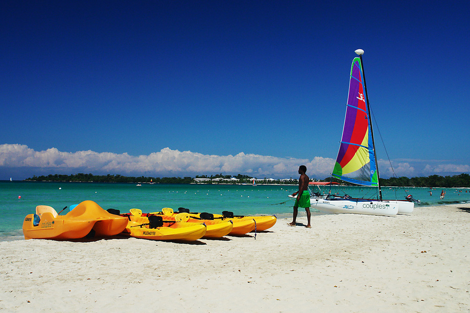 Negril / Jamaica Beach at Couples Negril-1