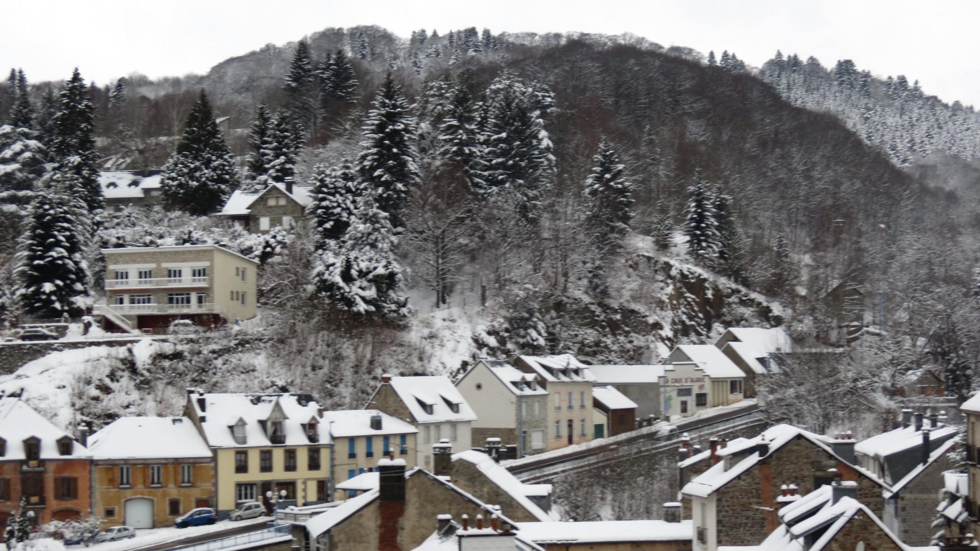 Neige à la Bourboule (Auvergne)