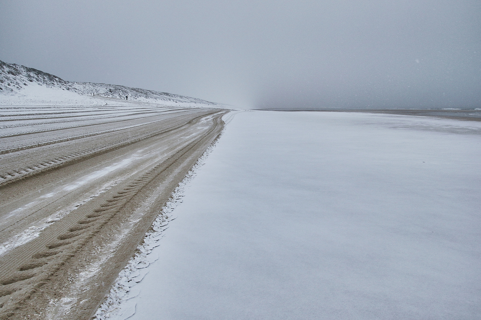 neige sur la plage !