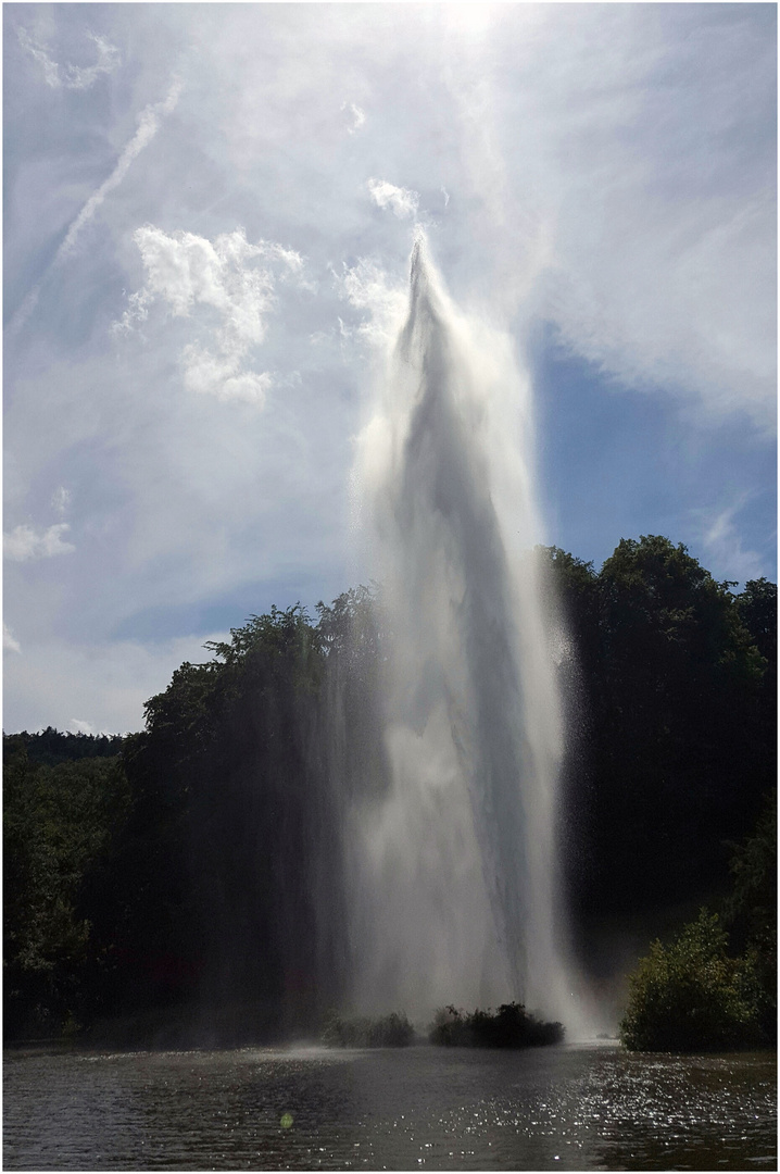 Nein, es ist kein Geysir...