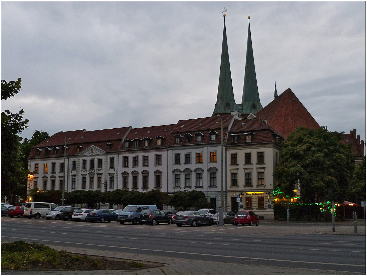 Nein, noch tragen Berliner Häuser keine Eselsohren ...