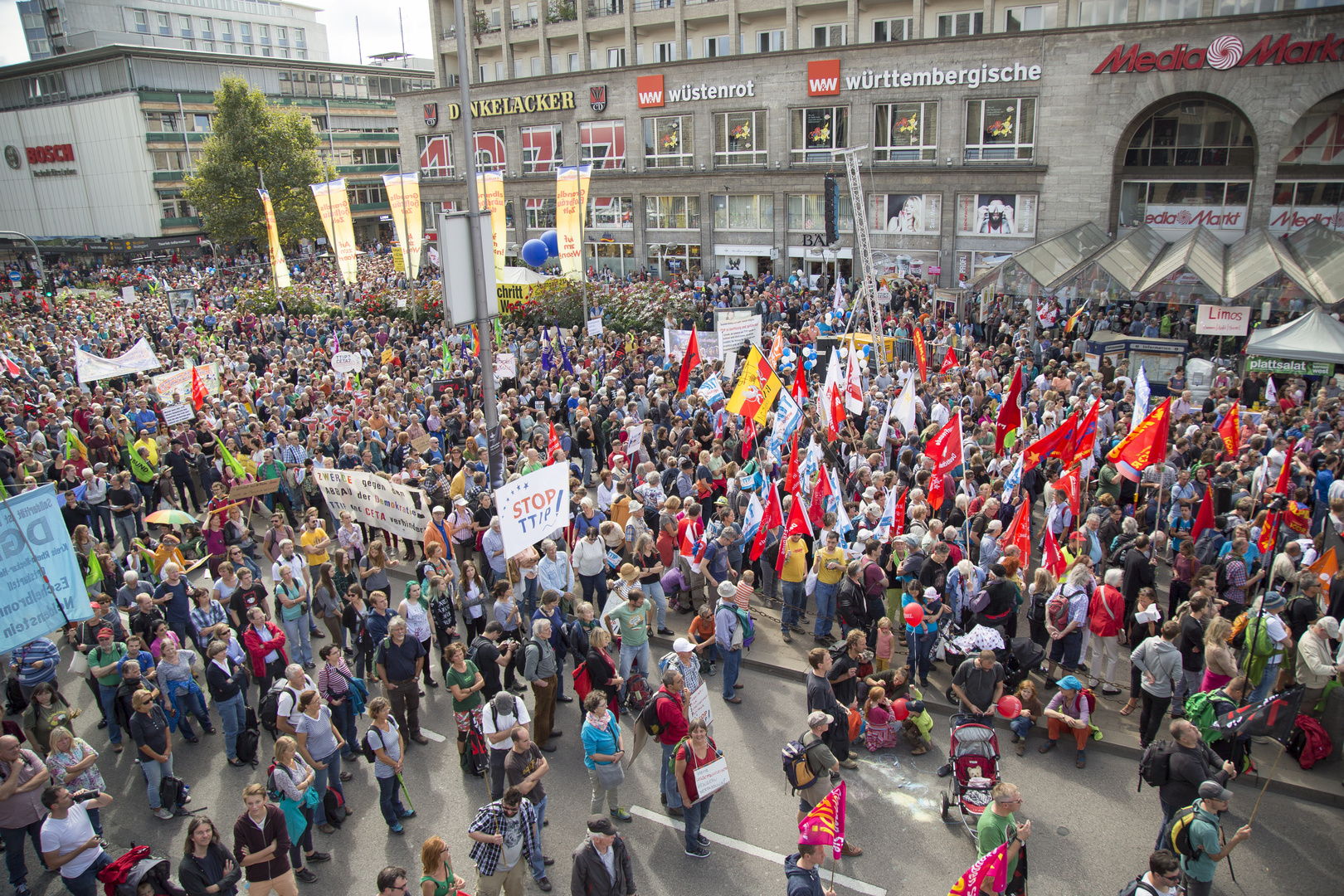 Nein zu CETA und TTIP in Stuttgart