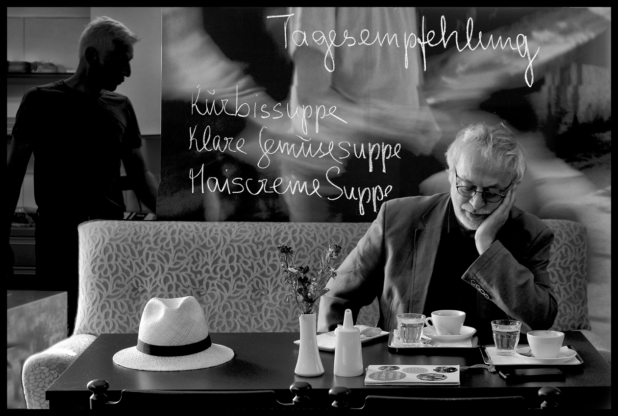 Nein,meine Suppe ess ich nicht! Foto & Bild reportage dokumentation, alltagsreportage, bar
