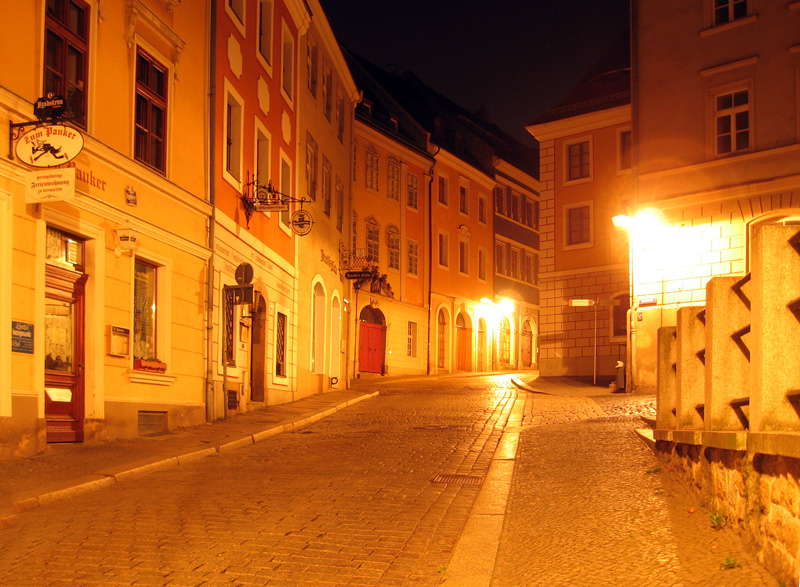 Neißstraße bei Nacht