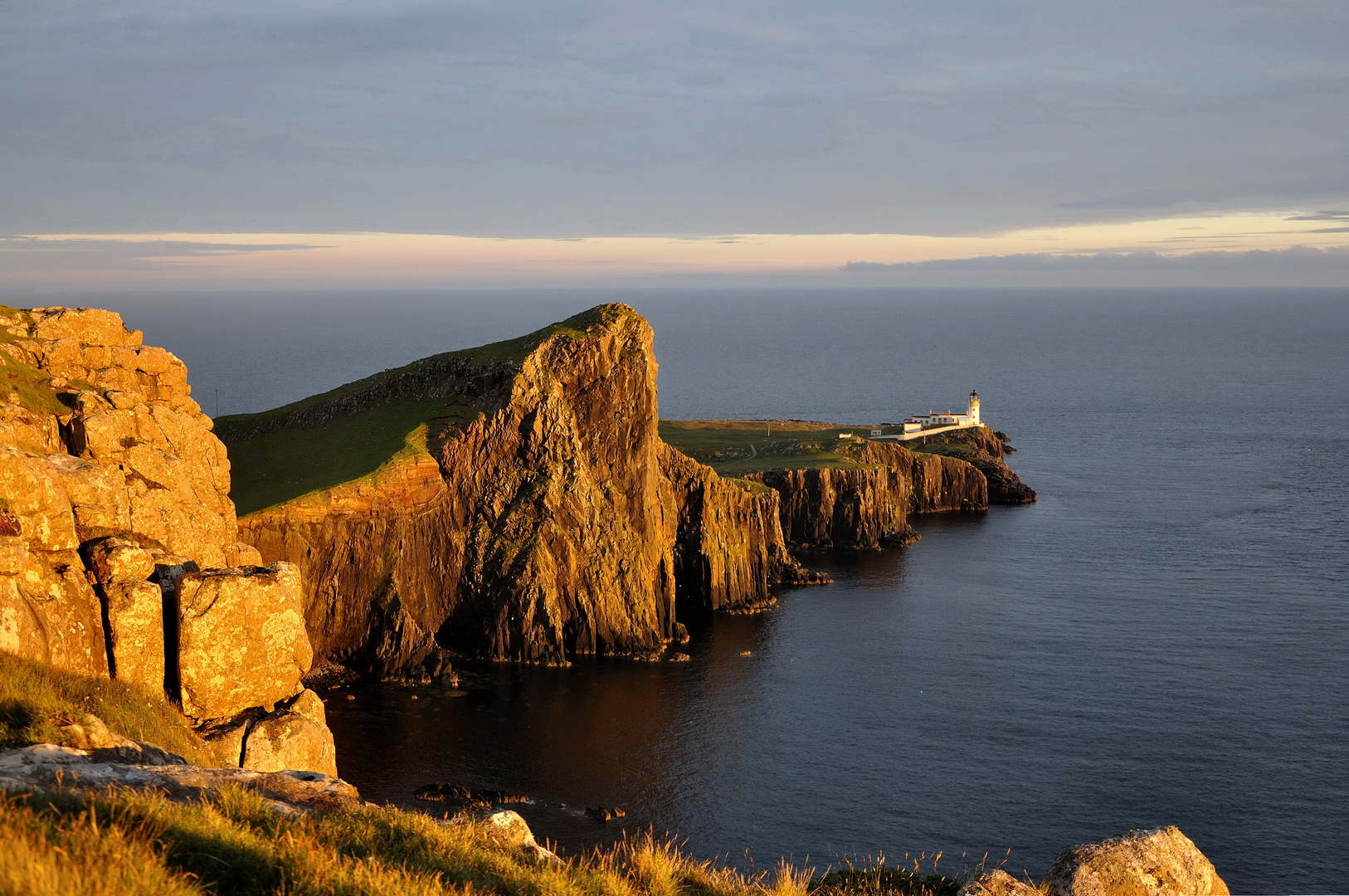 Neist Point Lighthouse / Schottland - Skye Juli 2011