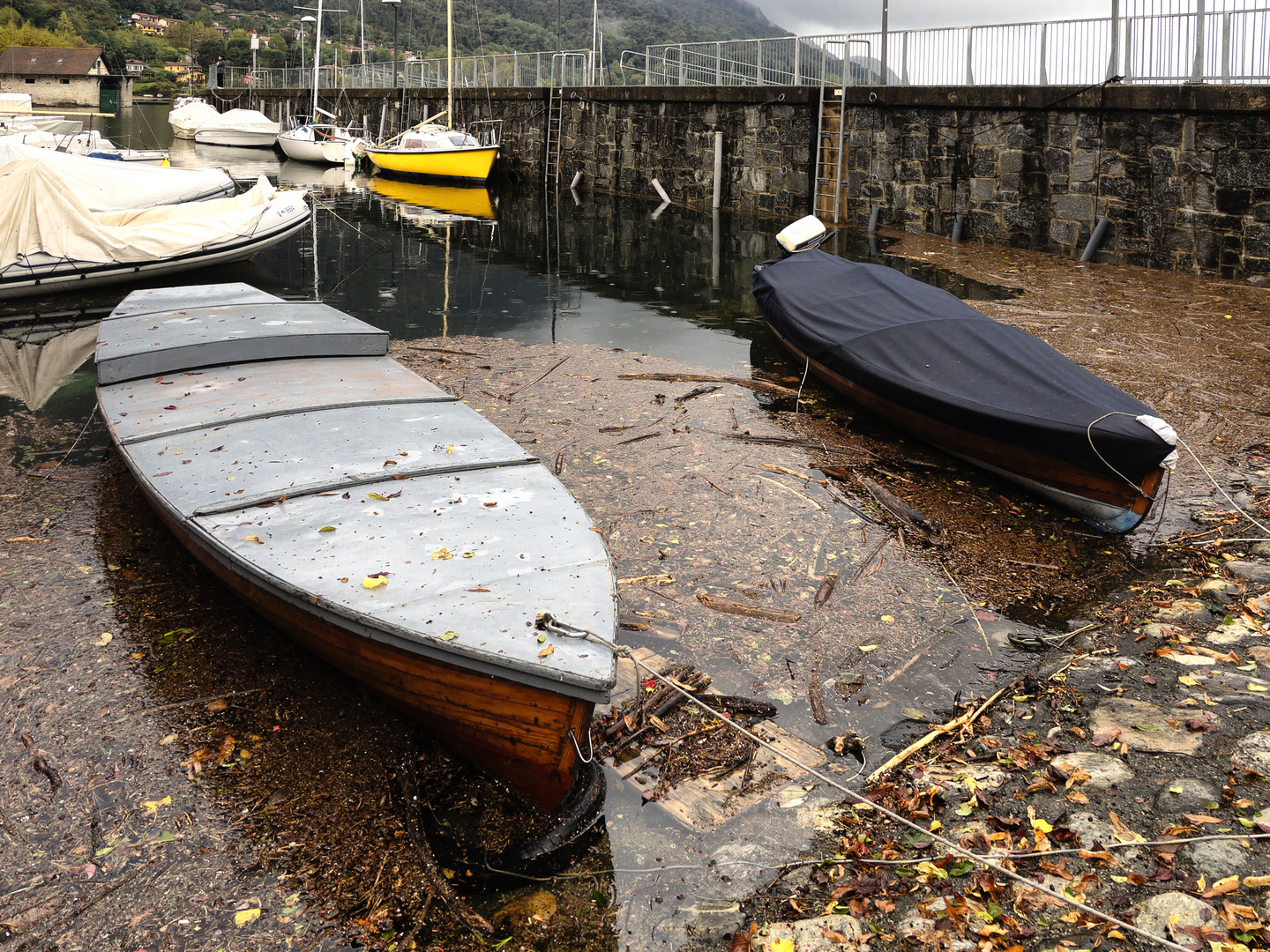 Nel porto di Caldè