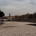 Nell'Adige, Verona