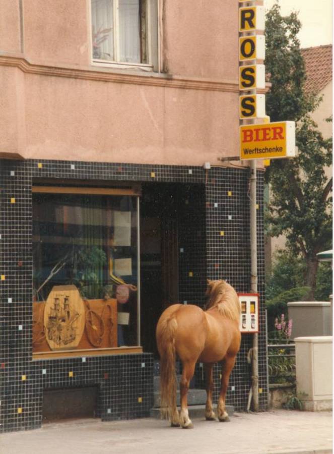 ".....nen Eimer Bier bitte"