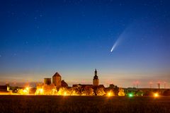 Neowise über Burg Querfurt