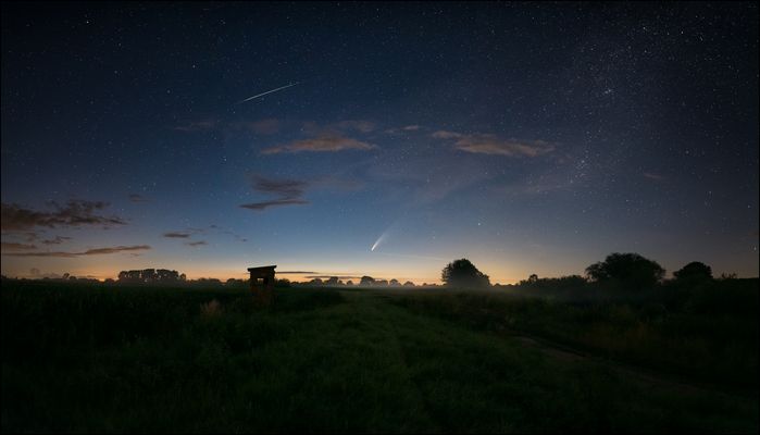 * Neowise vs Meteorit *