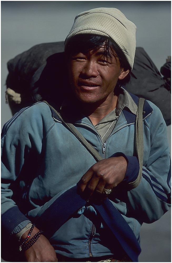 NEPAL 1992 - ZWISCHEN HIMMEL UND ERDE - JOMSOM-TREK - KALOPANI - MARPHA - BEGEGNUNGEN (41 07)
