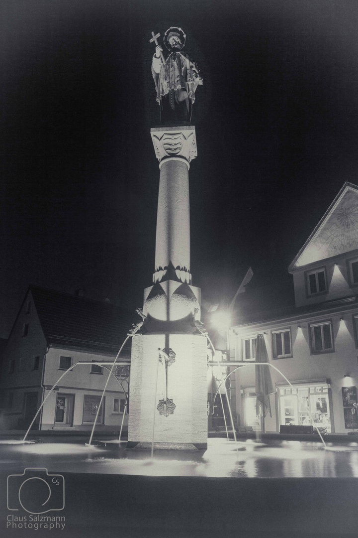 Nepomukbrunnen Hauptplatz Weißenhorn