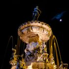 Neptun-Brunnen in Trient bei Nacht