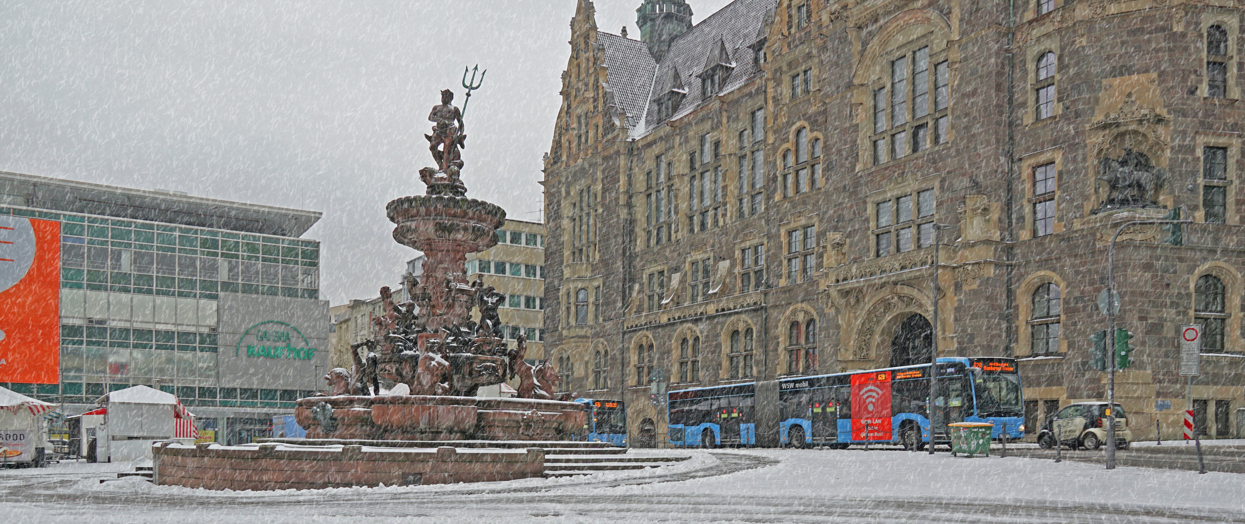 Neptun steht im /Regen/ Schnee