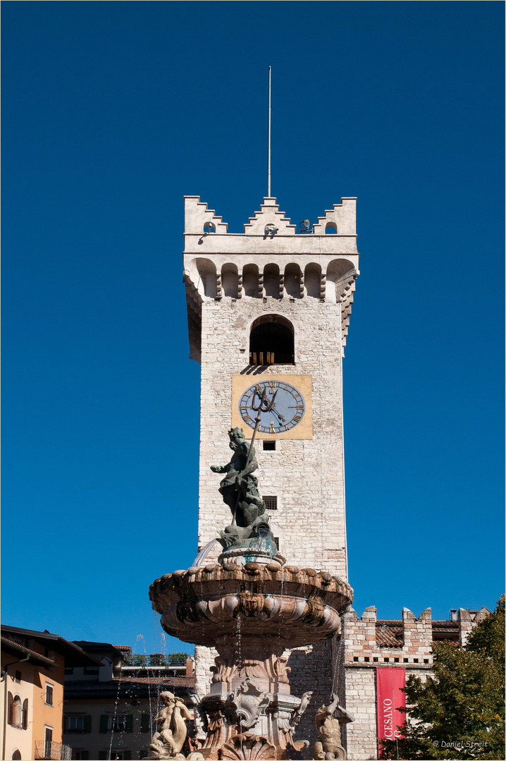 Neptunbrunnen auf dem Domplatz in Trento
