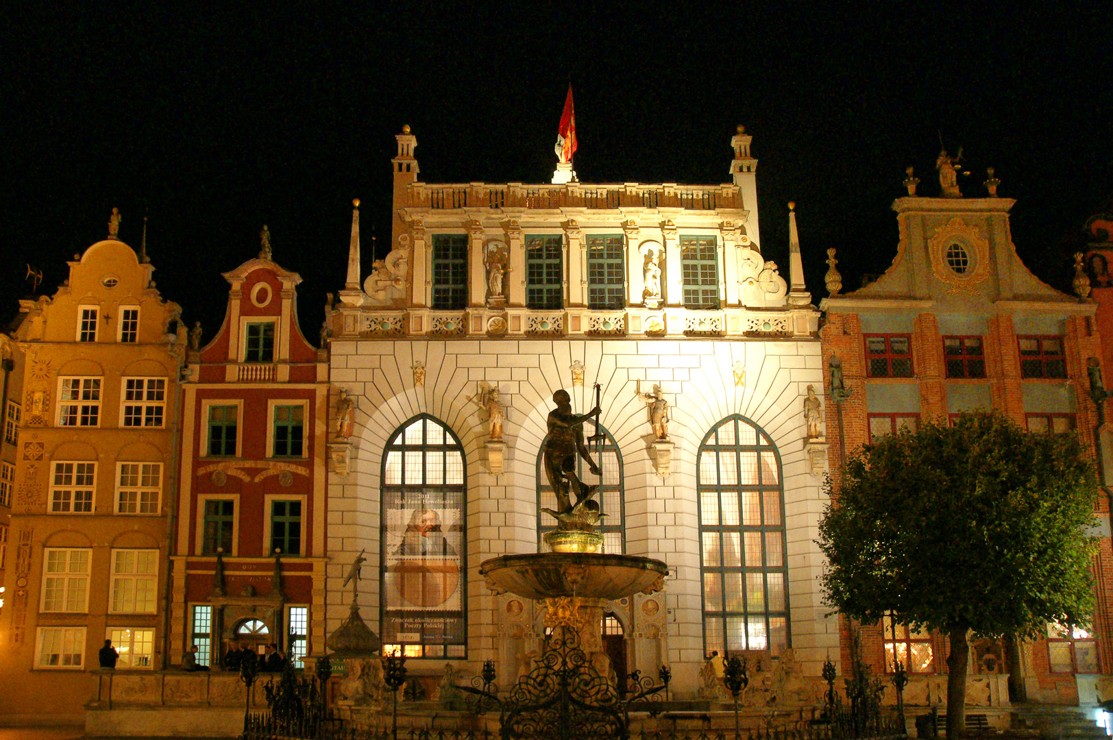 Neptunbrunnen bei Nacht