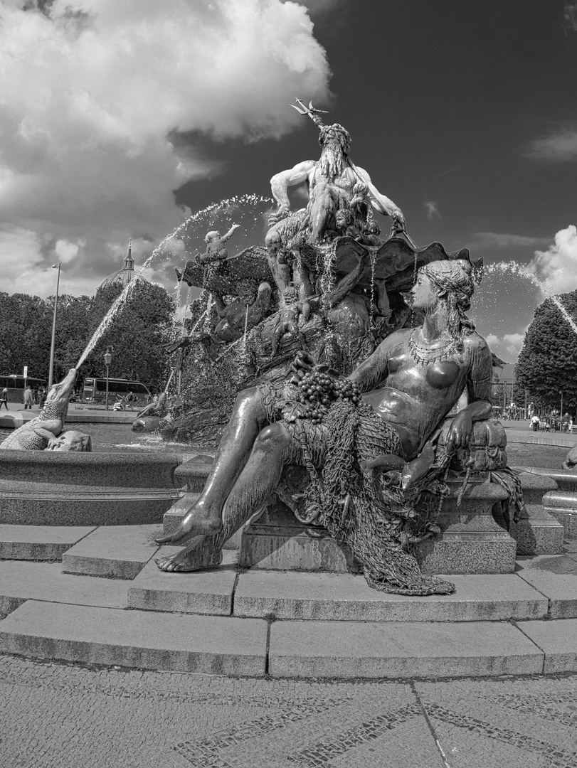 Neptunbrunnen, Berlin