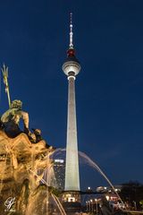 Neptunbrunnen und Fernsehturm