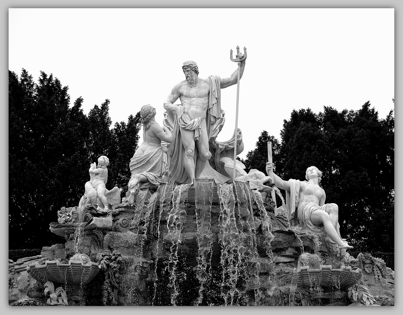 Neptunbrunnen...Schloß Schönbrunn....