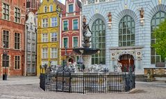 Neptunefountain_Front of the Arthuriancourt_Danzig_Poland_Egon Hammel_August