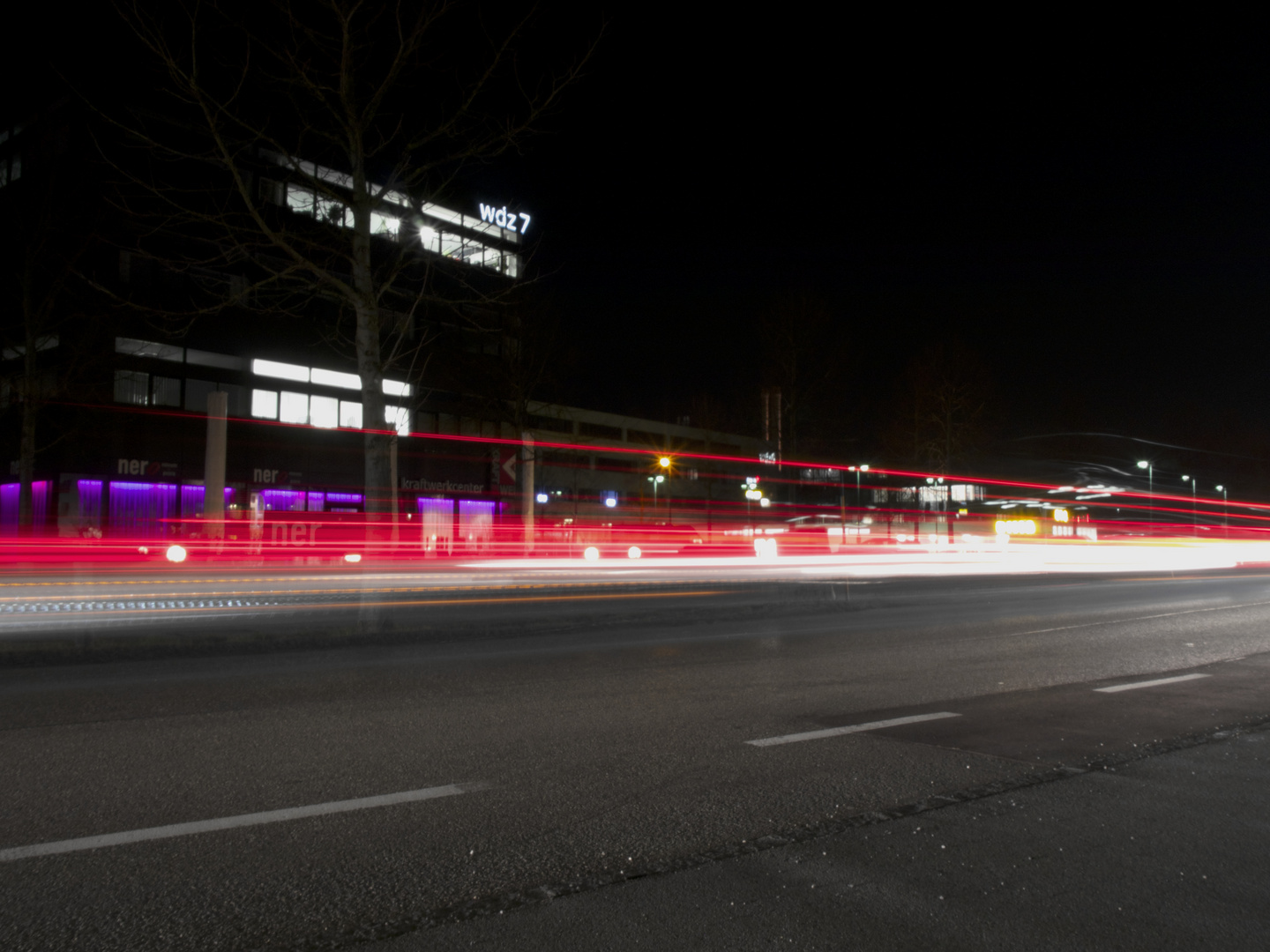 Nero Lighttrails