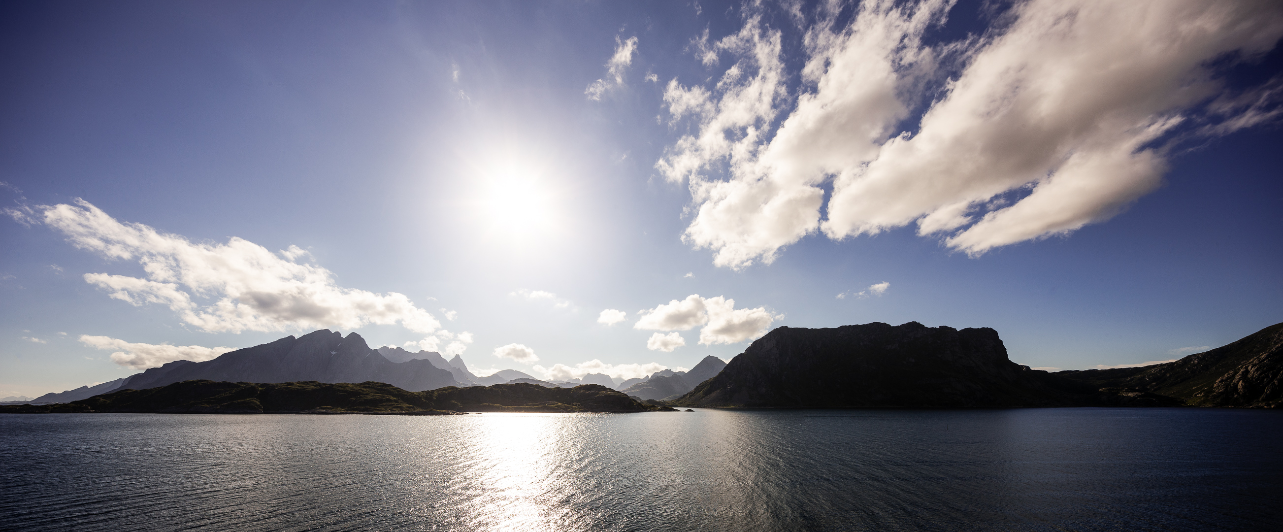 Nesland, Flakstadøy