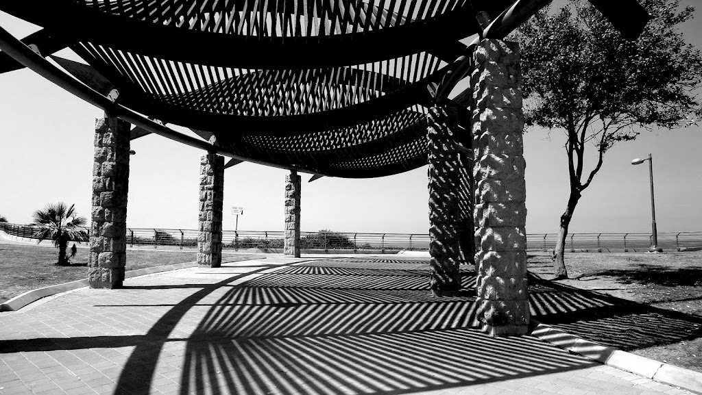 NETANYA BEACH PROMENADE