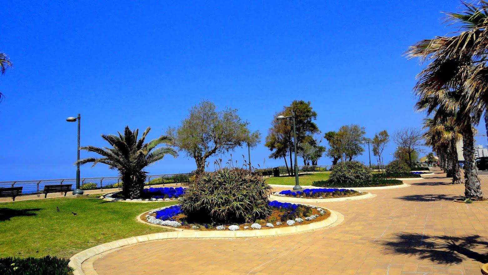 NETANYA -COASTAL PROMENADE