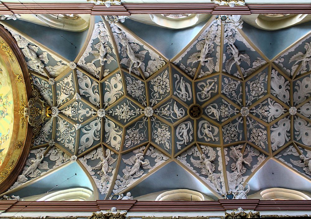 Netzgewölbe in der Maria- Himmelfahrtskirche in Klodzko ( Glatz)