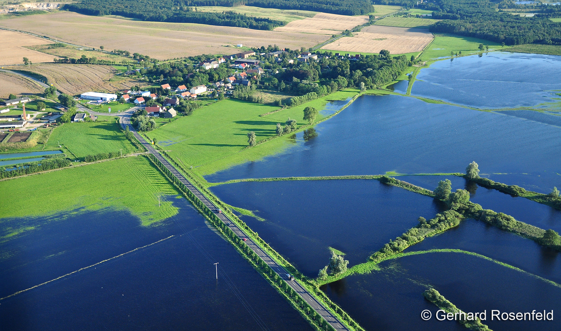 NEUBRANDENBURG, ÜBERSCHWEMMUNG TOLLENSETAL - 8/2011