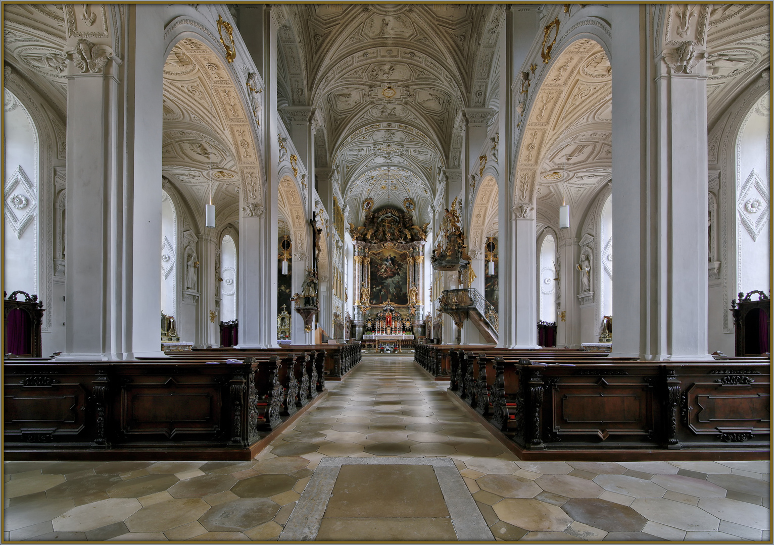 Neuburg an der Donau – Hofkirche Zu unserer lieben Frau