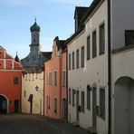 Neuburg an der Donau: Oberes Tor und Studienkirche