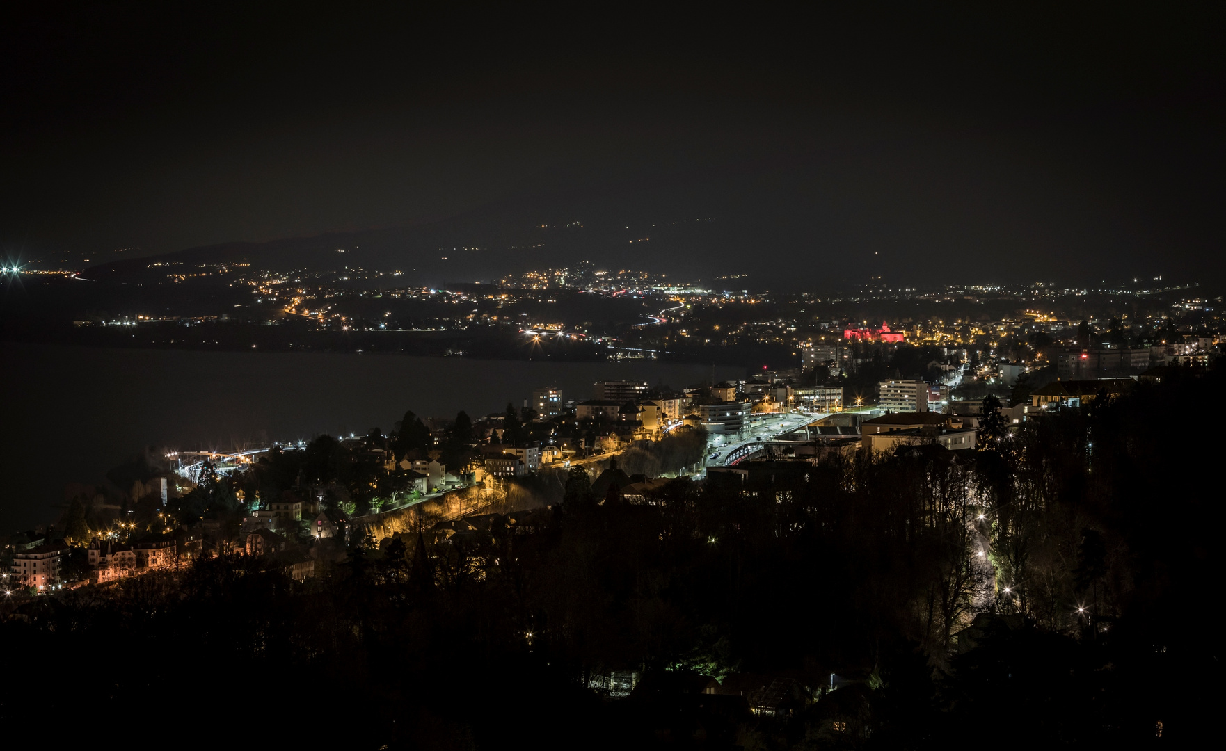 Neuchâtel by night